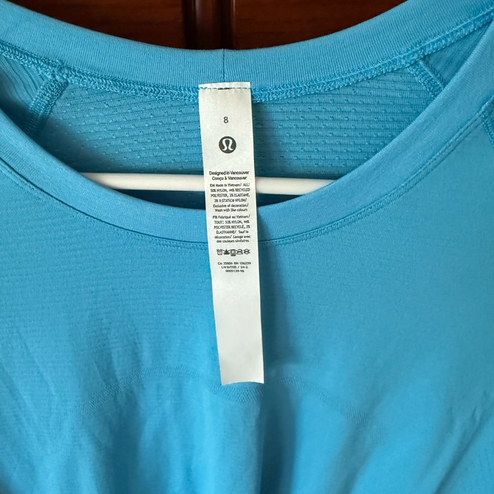 Lululemon Athletica Blue Sleeveless Crew Neck Tee